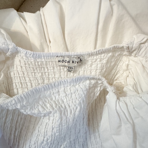 Moon River White Smocked Midi Dress - Picture 8 of 9